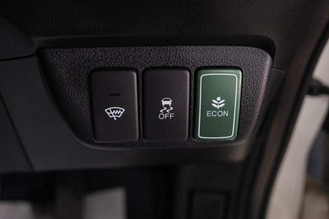 Honda Fit Shuttle I Рестайлинг с пробегом 2013 года, цена 999 000 рублей, 174000 км, универсал, Автокод Объявления