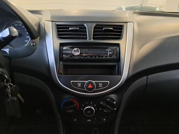 Hyundai Solaris I с пробегом 2011 года, цена 525 000 рублей, 195281 км, седан, Автокод Объявления