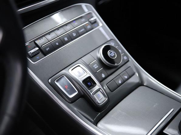 Hyundai Santa Fe IV Рестайлинг с пробегом 2021 года, цена 3 750 000 рублей, 44417 км, внедорожник, Автокод Объявления