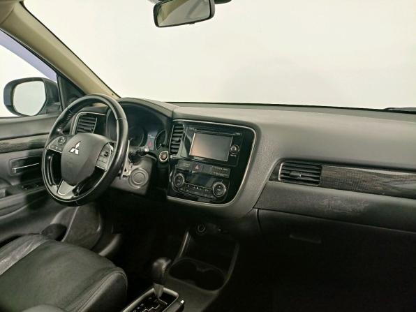 Mitsubishi Outlander III Рестайлинг 2 с пробегом 2015 года, цена 1 425 000 рублей, 171000 км, внедорожник, Автокод Объявления