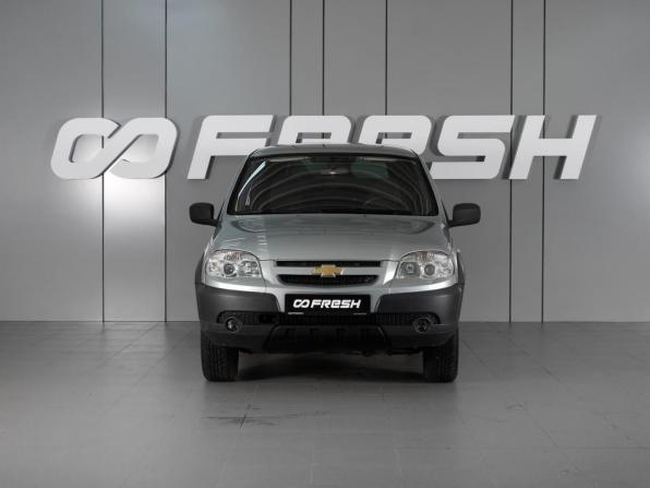 Chevrolet Niva I Рестайлинг с пробегом 2013 года, цена 679 000 рублей, 79574 км, внедорожник, Автокод Объявления