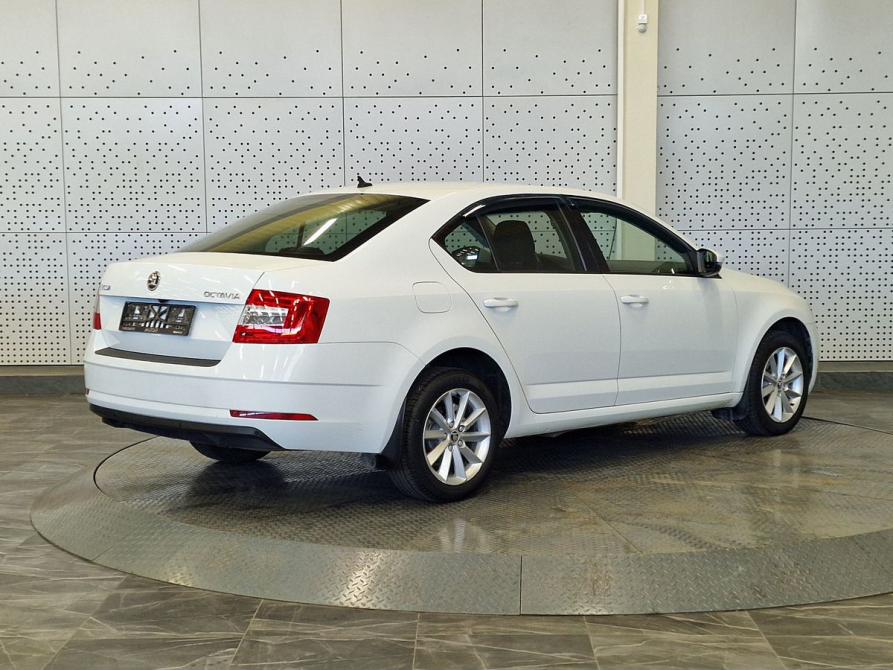 Skoda Octavia III (A7) Рестайлинг Москва  - изображение 4