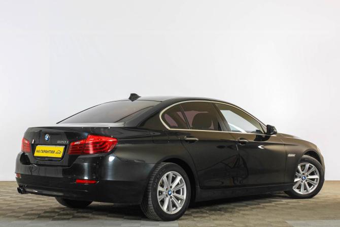 BMW 5 серии VI (F10/F11/F07) Рестайлинг с пробегом 2015 года, цена 1 629 000 рублей, 330000 км, седан, Автокод Объявления