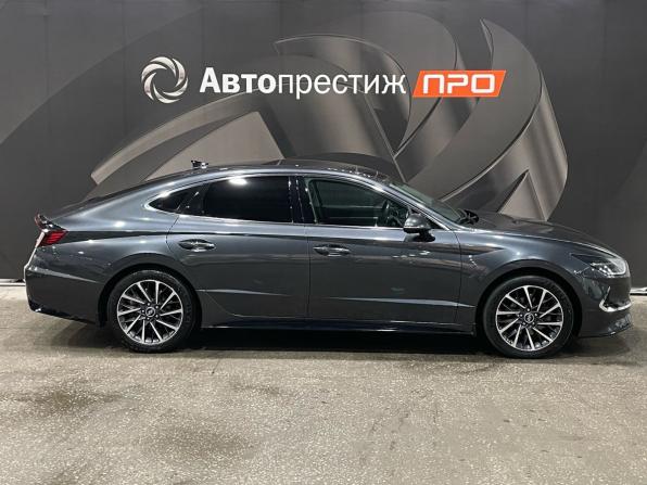 Hyundai Sonata VIII (DN8) с пробегом 2020 года, цена 2 620 000 рублей, 43797 км, седан, Автокод Объявления