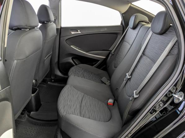 Hyundai Solaris I Рестайлинг с пробегом 2015 года, цена 1 145 000 рублей, 72454 км, седан, Автокод Объявления