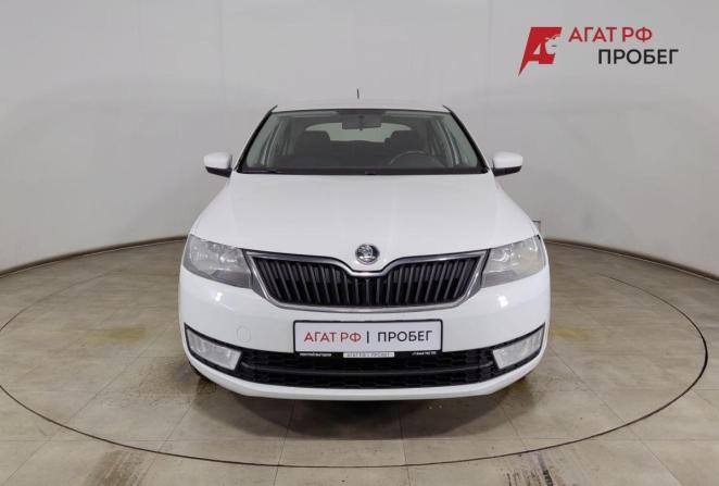 Skoda Rapid I с пробегом 2017 года, цена 910 000 рублей, 233001 км, лифтбек, Автокод Объявления