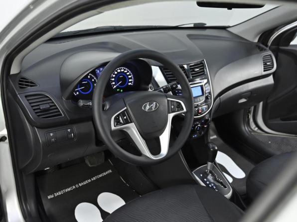 Hyundai Solaris I с пробегом 2013 года, цена 899 000 рублей, 140000 км, седан, Автокод Объявления