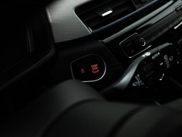 BMW X1 II (F48) Рестайлинг с пробегом 2019 года, цена 2 642 385 рублей, 113020 км, внедорожник, Автокод Объявления