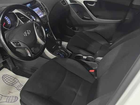 Hyundai Elantra V (MD) Рестайлинг с пробегом 2014 года, цена 1 350 000 рублей, 119700 км, седан, Автокод Объявления