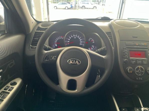 Kia Soul I Рестайлинг с пробегом 2013 года, цена 855 000 рублей, 109268 км, хэтчбек, Автокод Объявления
