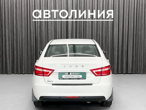Lada (ВАЗ) Vesta I с пробегом 2018 года, цена 860 000 рублей, 69300 км, седан, Автокод Объявления
