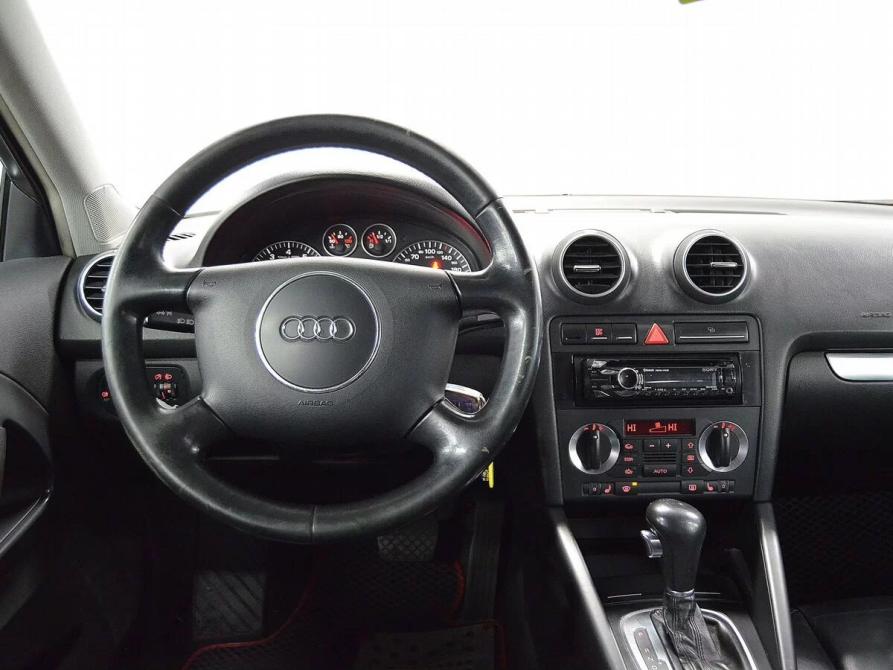 Audi A3 II (8P) Санкт-Петербург  - изображение 14