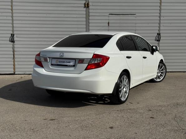Honda Civic IX с пробегом 2012 года, цена 1 277 000 рублей, 175679 км, седан, Автокод Объявления