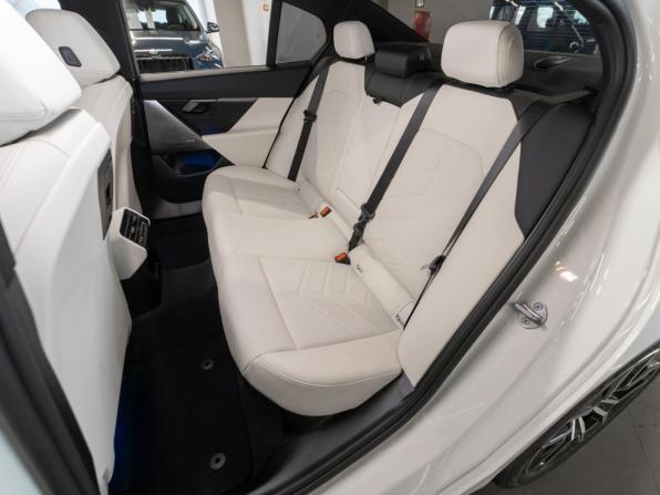BMW 5 серии VIII (G60/G61/G68) с пробегом 2025 года, цена 6 750 000 рублей, 11427 км, седан, Автокод Объявления