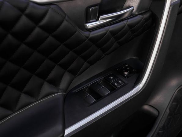 Toyota RAV4 V (XA50) с пробегом 2021 года, цена 3 799 000 рублей, 97159 км, внедорожник, Автокод Объявления