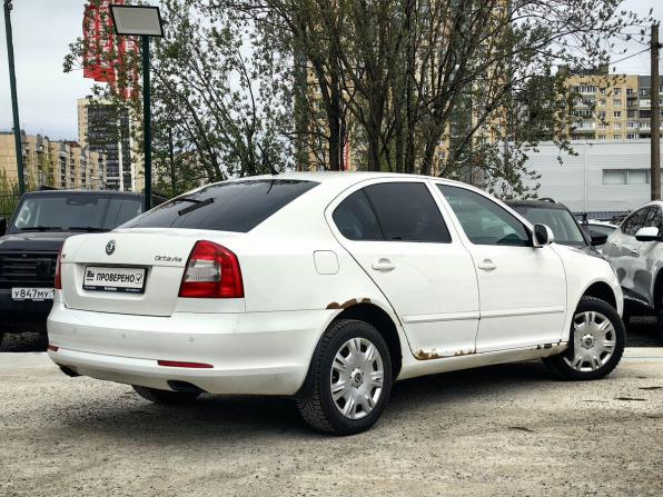 Skoda Octavia II (A5) Рестайлинг с пробегом 2012 года, цена 424 900 рублей, 235623 км, лифтбек, Автокод Объявления