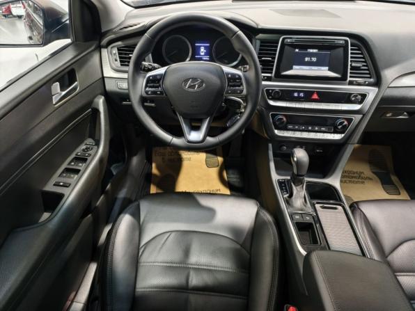 Hyundai Sonata VII (LF) Рестайлинг с пробегом 2017 года, цена 1 606 600 рублей, 172541 км, седан, Автокод Объявления