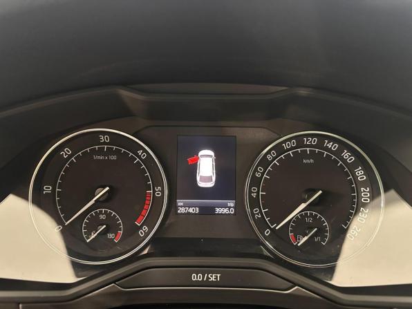 Skoda Superb III с пробегом 2019 года, цена 2 249 000 рублей, 287007 км, универсал, Автокод Объявления