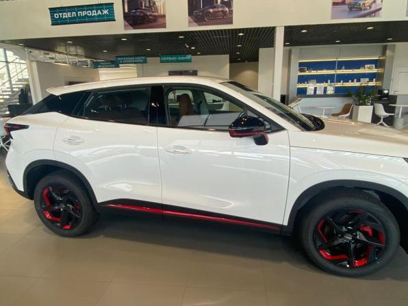 Новый Omoda C5 I 2024 года, цена 2 109 900 рублей, внедорожник, Автокод Объявления