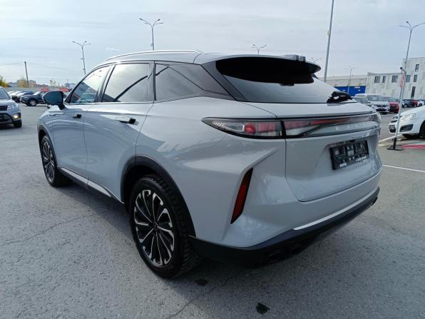 Exeed RX с пробегом 2023 года, цена 2 899 995 рублей, 60001 км, внедорожник, Автокод Объявления