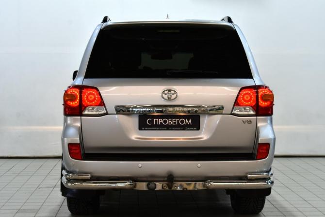 Toyota Land Cruiser 200 Series Рестайлинг 1 с пробегом 2014 года, цена 4 788 000 рублей, 125332 км, внедорожник, Автокод Объявления