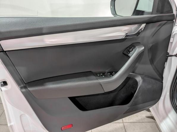 Skoda Octavia III (A7) Рестайлинг с пробегом 2019 года, цена 1 680 000 рублей, 117008 км, лифтбек, Автокод Объявления