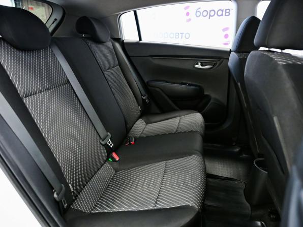 Kia Rio IV с пробегом 2018 года, цена 1 555 000 рублей, 122667 км, хэтчбек, Автокод Объявления