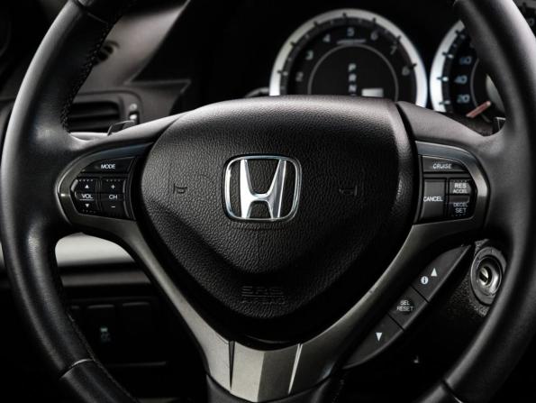 Honda Accord VIII Рестайлинг с пробегом 2011 года, цена 1 225 000 рублей, 300883 км, седан, Автокод Объявления