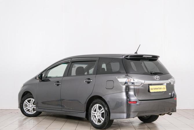 Toyota Wish II Рестайлинг с пробегом 2016 года, цена 1 599 000 рублей, 133000 км, минивэн, Автокод Объявления