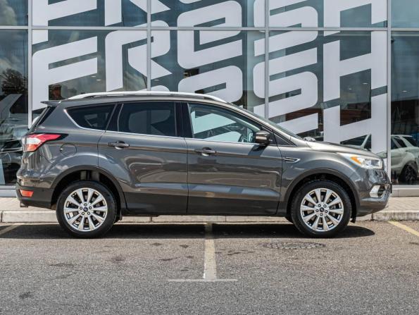 Ford Kuga II с пробегом 2016 года, цена 2 098 000 рублей, 112597 км, внедорожник, Автокод Объявления