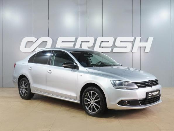Volkswagen Jetta VI с пробегом 2013 года, цена 1 049 000 рублей, 213771 км, седан, Автокод Объявления