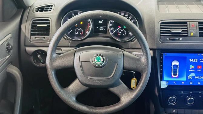 Skoda Yeti I с пробегом 2013 года, цена 845 000 рублей, 96000 км, внедорожник, Автокод Объявления