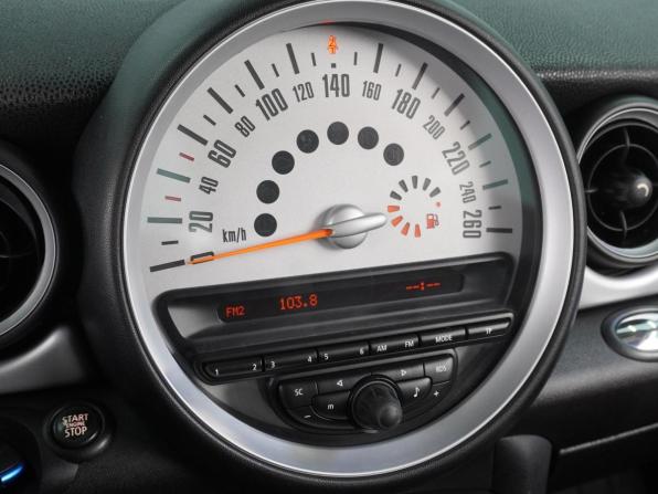 Mini Hatch II (R56) Рестайлинг с пробегом 2013 года, цена 1 272 000 рублей, 100379 км, хэтчбек, Автокод Объявления