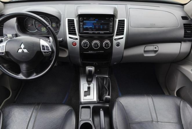 Mitsubishi Pajero Sport II Рестайлинг с пробегом 2014 года, цена 1 750 000 рублей, 238312 км, внедорожник, Автокод Объявления