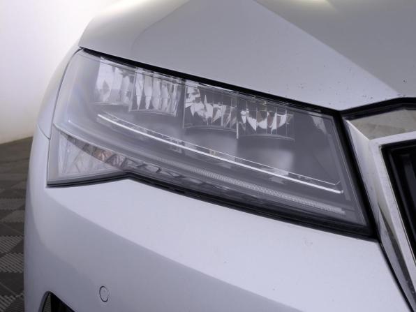 Skoda Superb III Рестайлинг с пробегом 2021 года, цена 2 500 000 рублей, 133030 км, лифтбек, Автокод Объявления