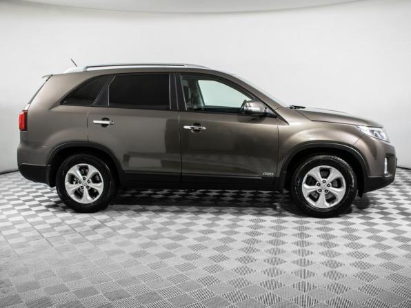 Kia Sorento II Рестайлинг с пробегом 2017 года, цена 2 070 000 рублей, 102216 км, внедорожник, Автокод Объявления