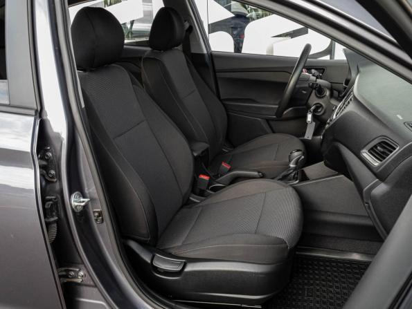Hyundai Solaris II Рестайлинг с пробегом 2021 года, цена 1 890 000 рублей, 27751 км, седан, Автокод Объявления