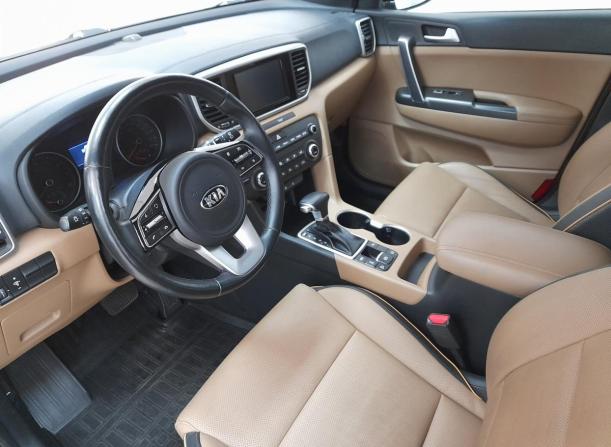 Kia Sportage IV Рестайлинг с пробегом 2019 года, цена 2 549 000 рублей, 63500 км, внедорожник, Автокод Объявления