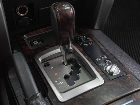 Toyota Land Cruiser 200 Series Рестайлинг 1 с пробегом 2013 года, цена 3 999 000 рублей, 183367 км, внедорожник, Автокод Объявления