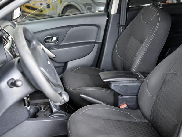 Renault Logan II с пробегом 2014 года, цена 690 000 рублей, 129575 км, седан, Автокод Объявления