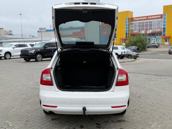 Skoda Octavia II (A5) Рестайлинг с пробегом 2013 года, цена 930 000 рублей, 178619 км, лифтбек, Автокод Объявления