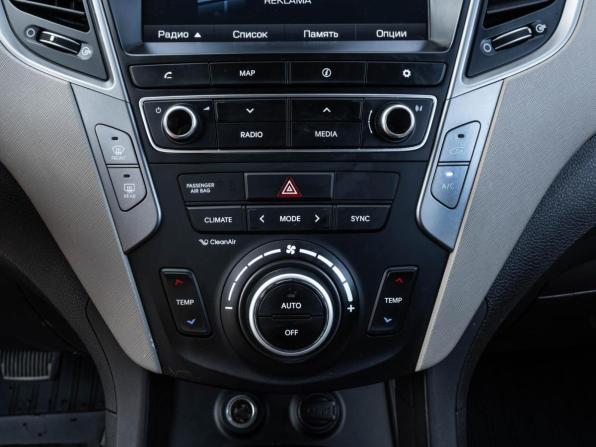 Hyundai Santa Fe III Рестайлинг с пробегом 2017 года, цена 2 249 000 рублей, 145294 км, внедорожник, Автокод Объявления