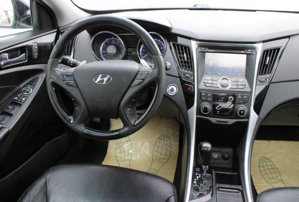Hyundai Sonata VI (YF) Нижний Новгород  - изображение 17