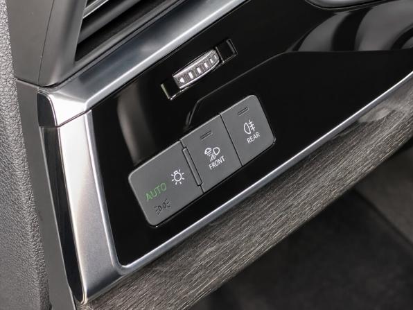 Audi Q7 II (4M) Рестайлинг с пробегом 2021 года, цена 9 249 500 рублей, 32230 км, внедорожник, Автокод Объявления