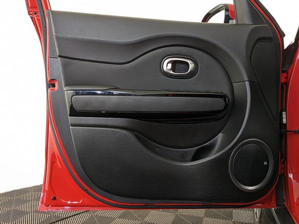 Kia Soul II Рестайлинг с пробегом 2019 года, цена 1 770 000 рублей, 96181 км, хэтчбек, Автокод Объявления