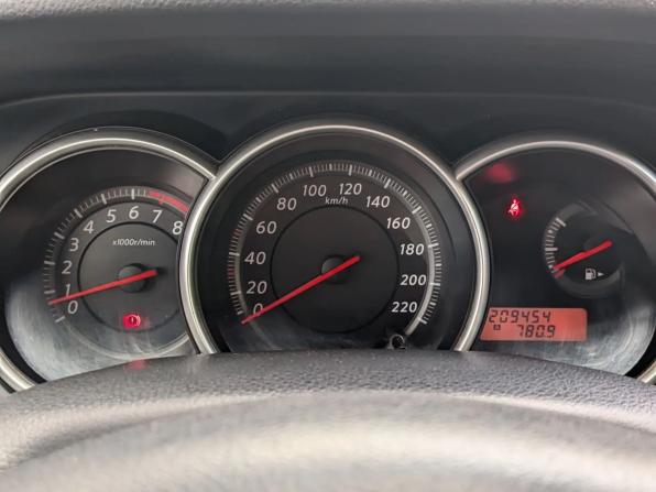 Nissan Tiida I Рестайлинг с пробегом 2012 года, цена 710 000 рублей, 209453 км, хэтчбек, Автокод Объявления
