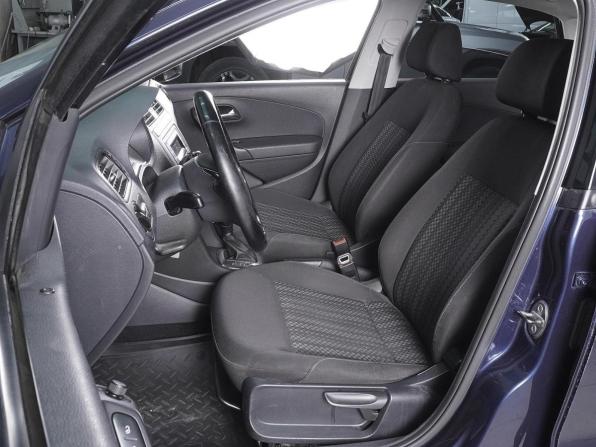 Volkswagen Polo V Рестайлинг с пробегом 2016 года, цена 1 100 000 рублей, 211067 км, седан, Автокод Объявления
