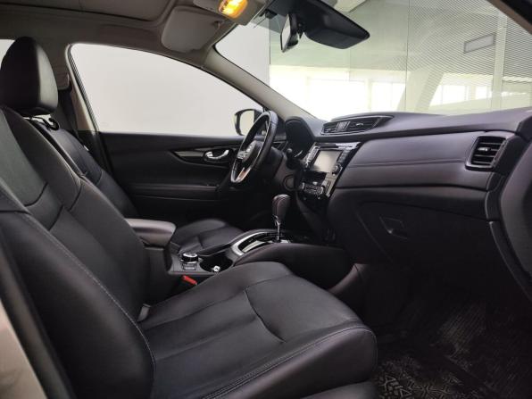 Nissan Qashqai II Рестайлинг с пробегом 2019 года, цена 2 420 000 рублей, 41756 км, внедорожник, Автокод Объявления