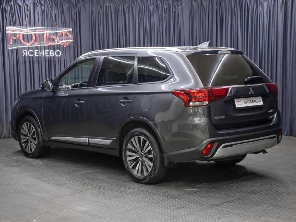 Mitsubishi Outlander III Рестайлинг 3 с пробегом 2019 года, цена 1 898 000 рублей, 103000 км, внедорожник, Автокод Объявления