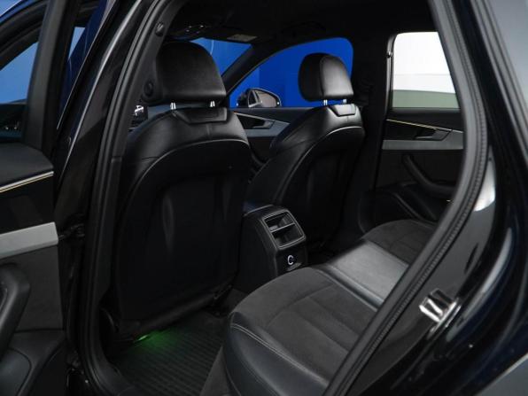 Audi A4 V (B9) с пробегом 2017 года, цена 2 600 000 рублей, 124342 км, седан, Автокод Объявления